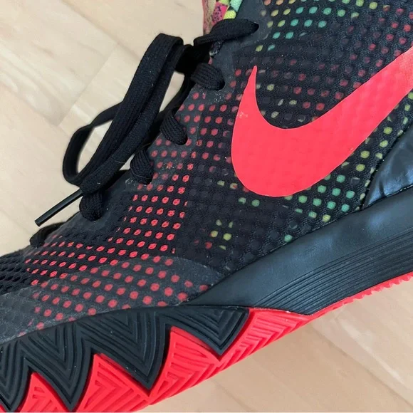 Nike Kyrie 1 Dream Sneakers -- NWOB - Picture 12 of 16